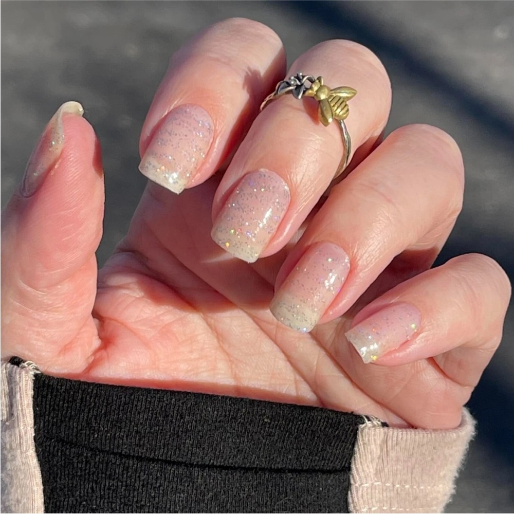 *Retired* Color Street: Sliver Fox | Silver Stripes Metallic Winter Holiday